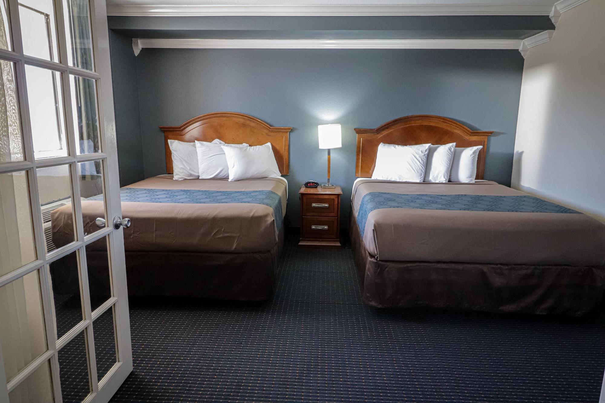 University Inn & Suites San Antonio Buitenkant foto
